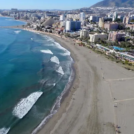 Precioso Estudio Frente Al Mar Con Piscina Benalmadena Exterior photo